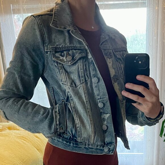 VIGOSS Women's Distressed Denim Jacket, Blue, Size XS - Picture 1 of 3